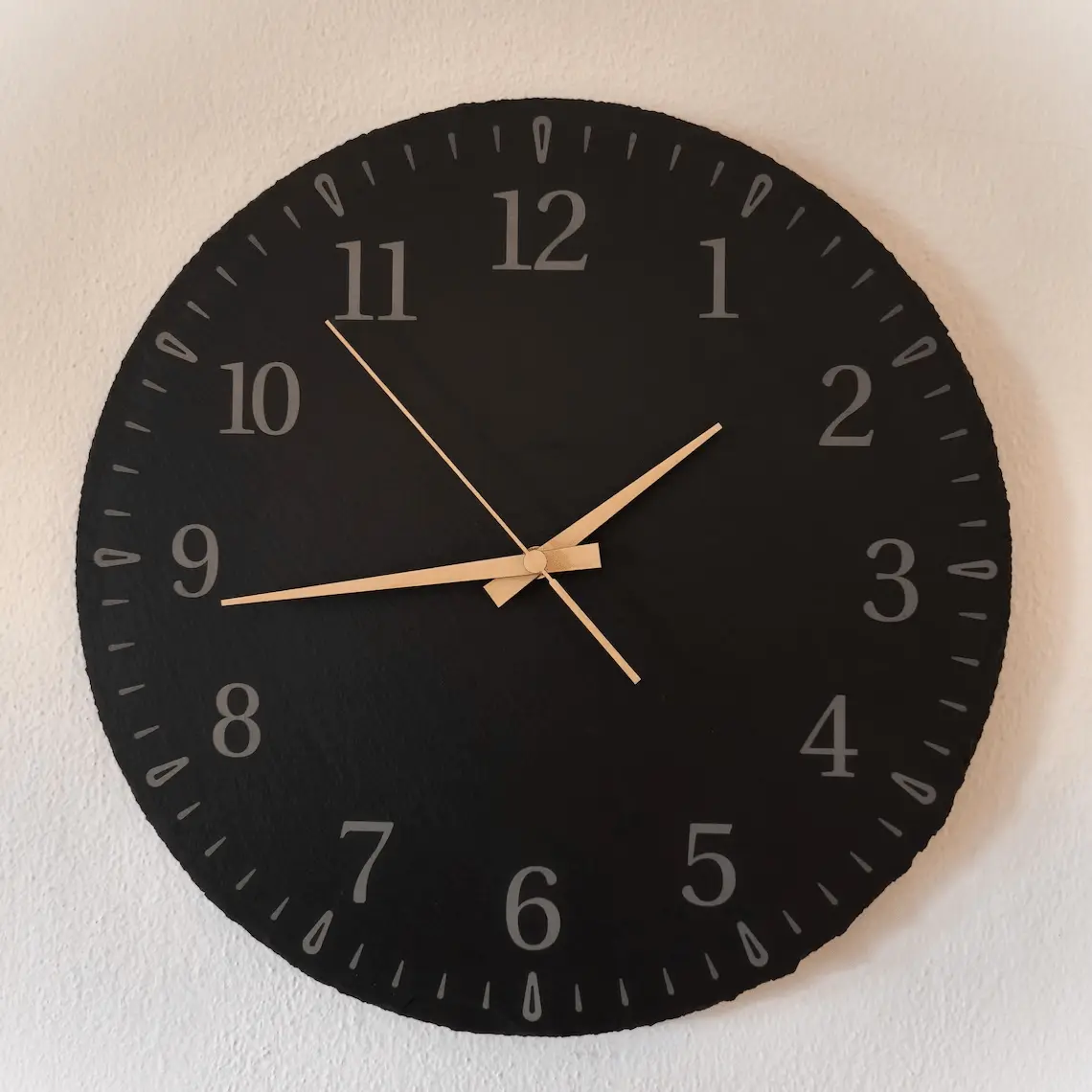 Schiefer Wanduhr „It'Slate - 12“ - lautlos - 40 cm – Bild 3