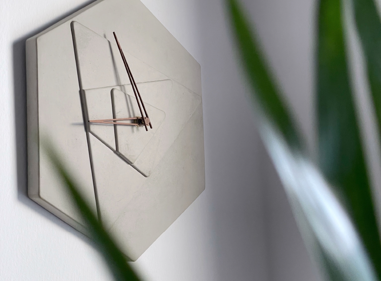 Handmade polygon concrete wall clock by RK-Design